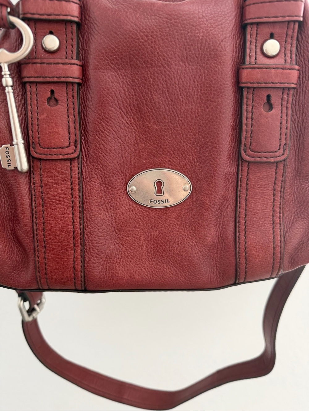 Fossil Women's Wine Red Leather Satchel with Key Charm - Picture 3 of 10